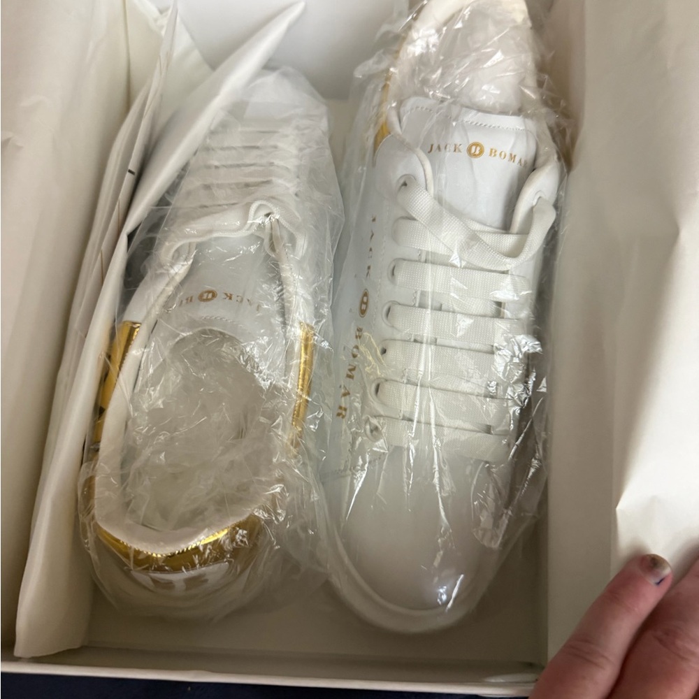 Jack & Bomar Blessings Women's Sneakers in White and Gold, size 10, unisex white